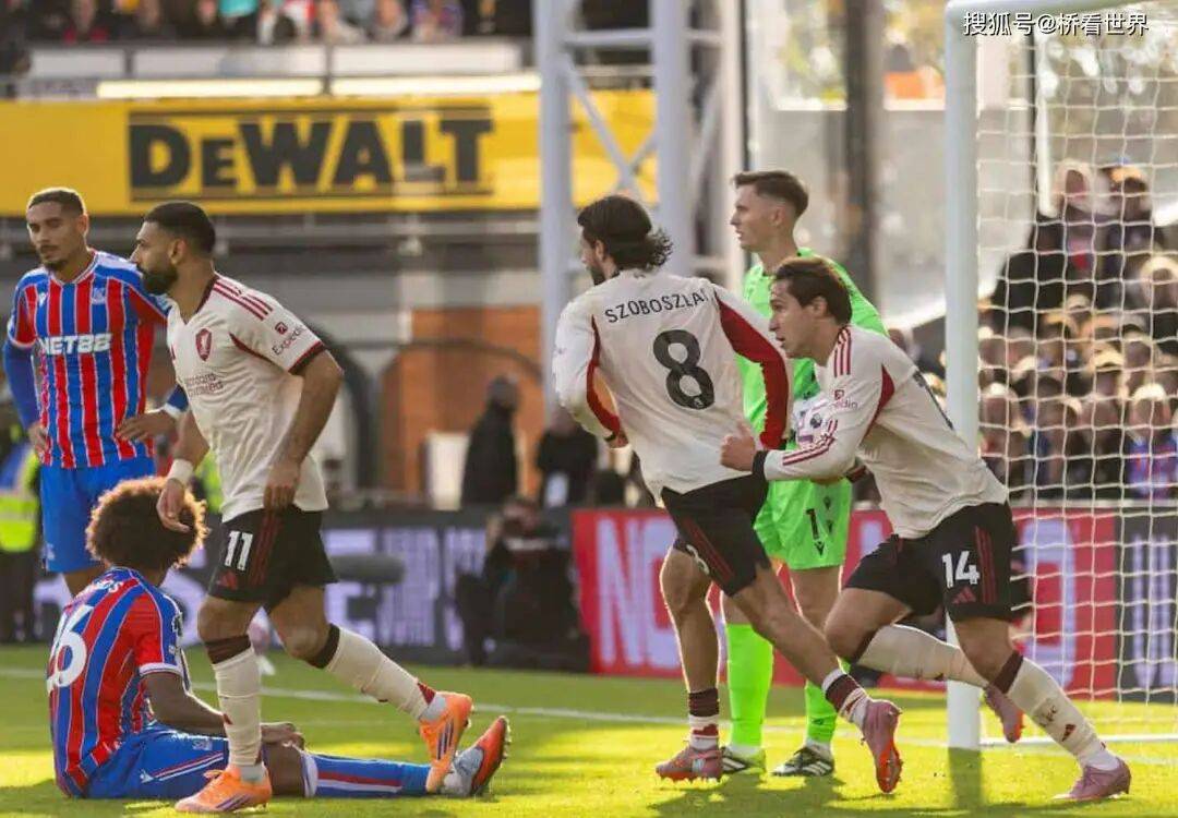 kaiyuan APP下载-赛前利物浦外线爆发——荷甲节点到来，话题不断，阵容厚度经受考验(利物浦历年阵容名单)